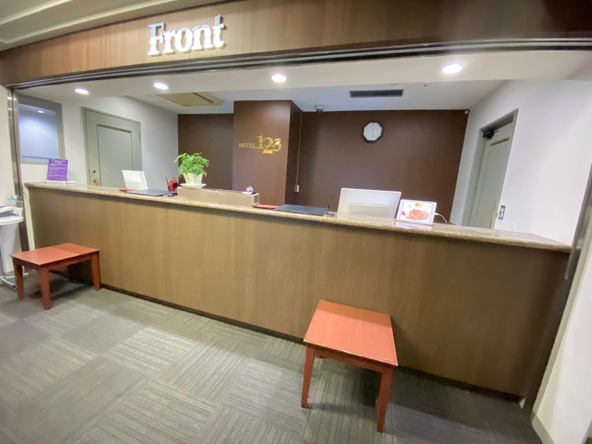 Hotel 1-2-3 Kokura Kitakyushu Zewnętrze zdjęcie